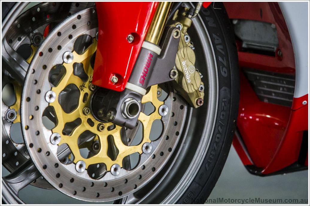 Ducati-996-Ika-451.jpg