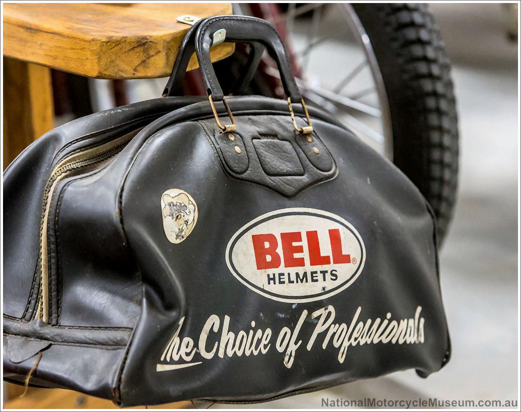 Bell-Helmet-Bag-Ika-512.jpg